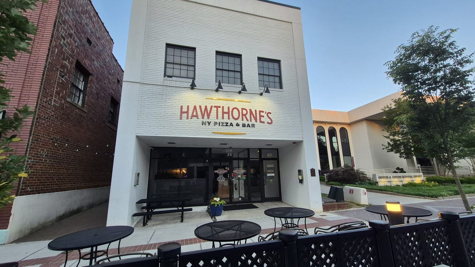 Hawthorne's NY Pizza storefront NW Union downtown Concord NC
