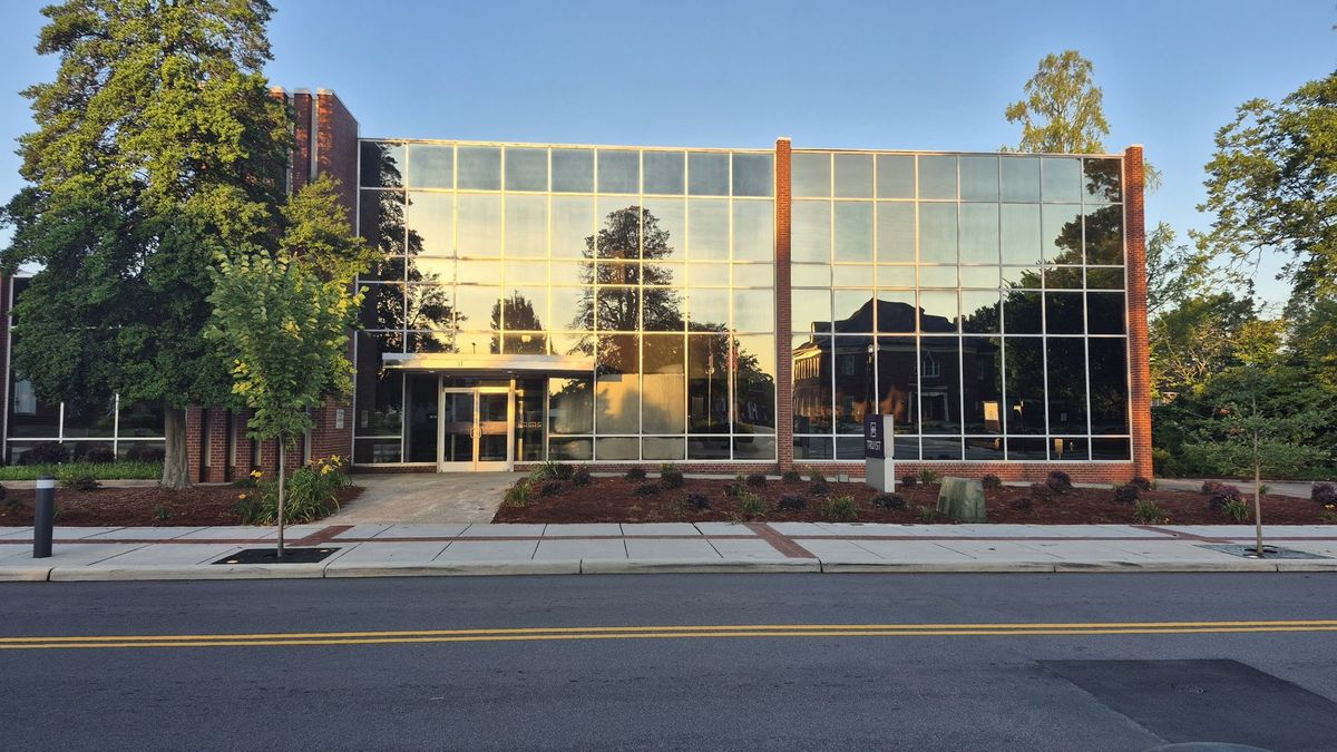 Truist Bank Union Street downtown Concord NC